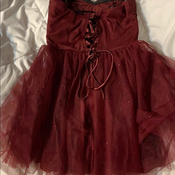 NWT party, prom, any special occasion dress - Picture 5 of 5